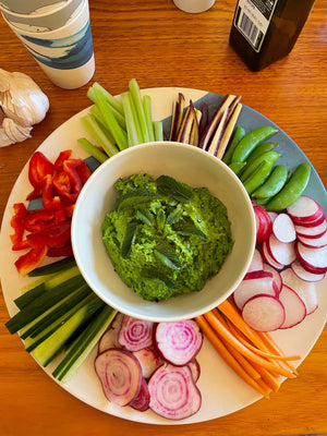 
                  
                    crudités and dip  served on large Plate and small bowl set
                  
                