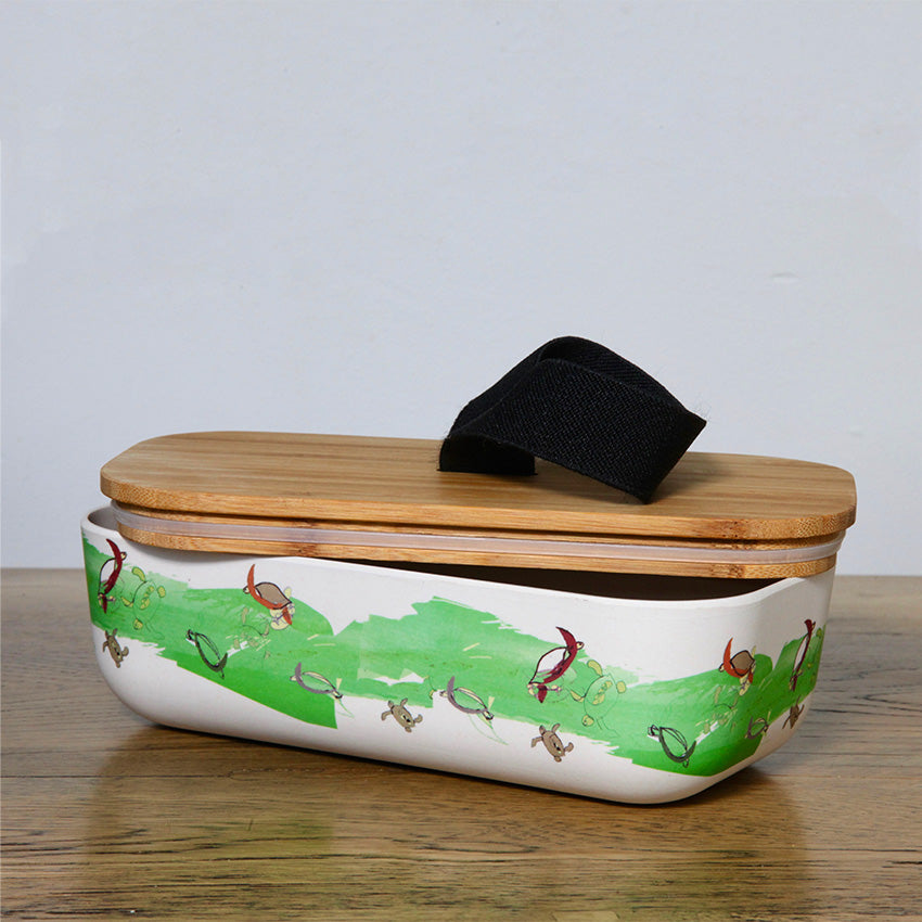 
                  
                    open green turtle printed bamboo lunch box with lid with seal 
                  
                